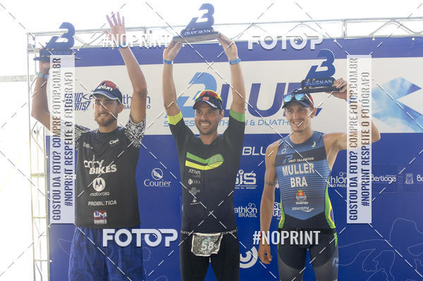 Buy your photos of the eventBLUE SERIES TRIATHLON BERTIOGA 2019 on Fotop