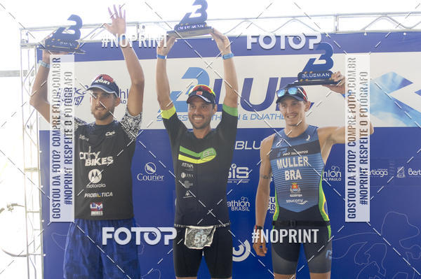 Buy your photos of the eventBLUE SERIES TRIATHLON BERTIOGA 2019 on Fotop