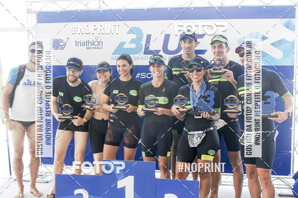 Buy your photos of the eventBLUE SERIES TRIATHLON BERTIOGA 2019 on Fotop