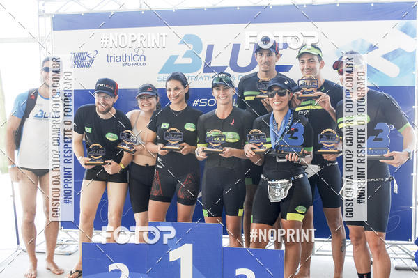 Buy your photos of the eventBLUE SERIES TRIATHLON BERTIOGA 2019 on Fotop