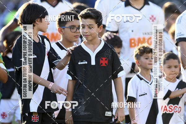 Buy your photos of the eventVasco x Santos � S�o Janu�rio - 05/10/2019 on Fotop