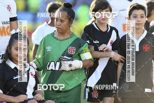 Buy your photos of the eventVasco x Santos � S�o Janu�rio - 05/10/2019 on Fotop