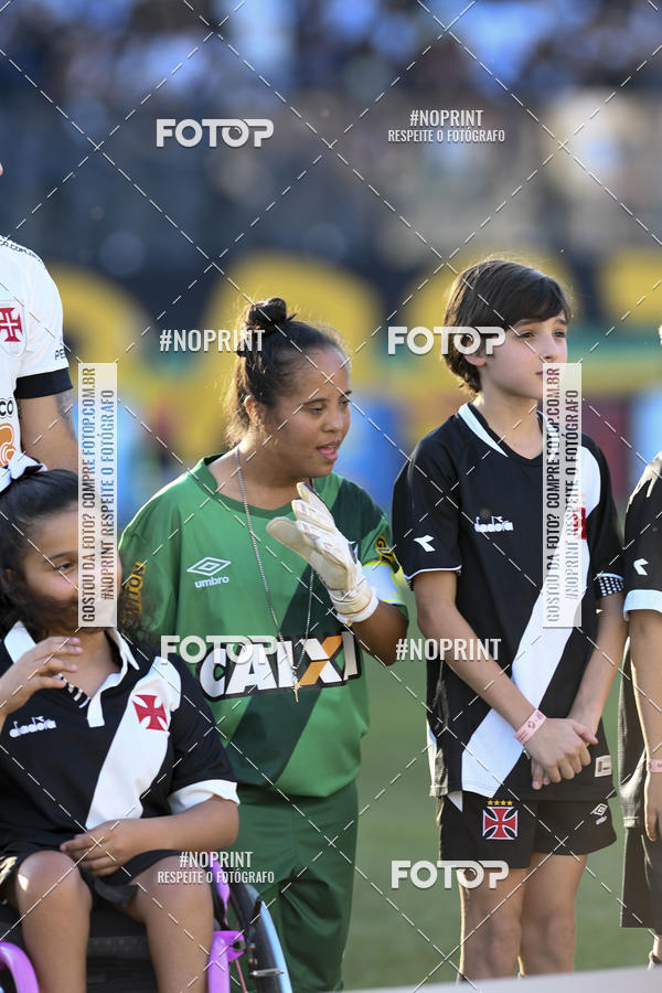 Buy your photos of the eventVasco x Santos � S�o Janu�rio - 05/10/2019 on Fotop