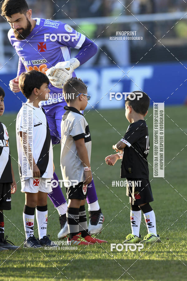 Buy your photos of the eventVasco x Santos � S�o Janu�rio - 05/10/2019 on Fotop