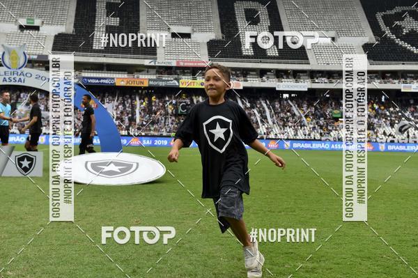 Buy your photos of the eventBotafogo x Fluminense  Nilton Santos - 06/10/2019 on Fotop