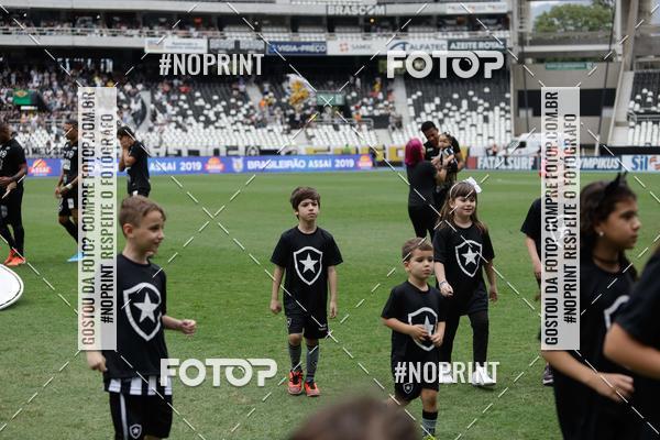 Buy your photos of the eventBotafogo x Fluminense  Nilton Santos - 06/10/2019 on Fotop