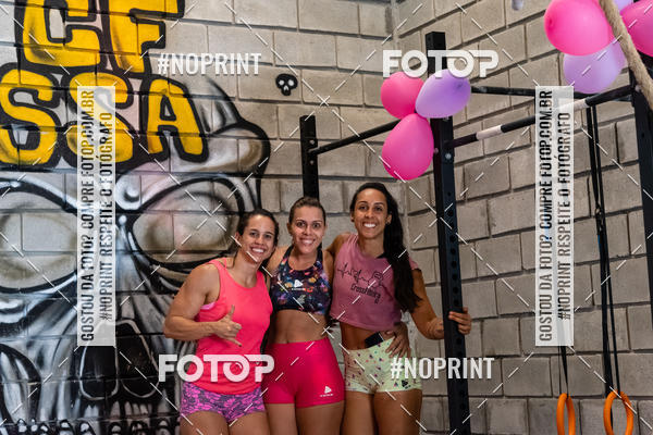 Compra tus fotos del evento1 Torneio Feminino Crossfit - SSA Rosa En Fotop