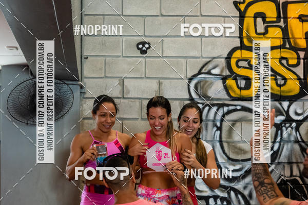 Compra tus fotos del evento1 Torneio Feminino Crossfit - SSA Rosa En Fotop