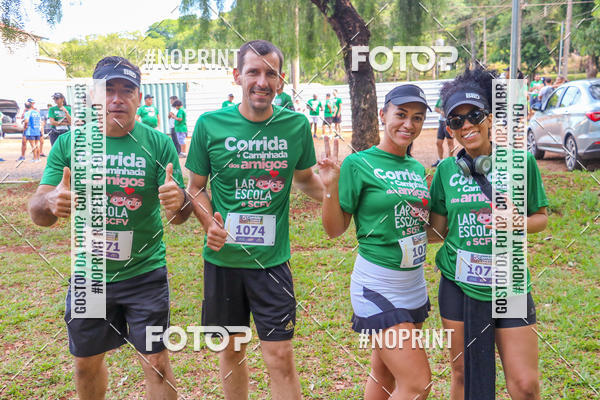 Buy your photos of the event5a Corrida e Caminhada dos Amigos Lar EScola on Fotop