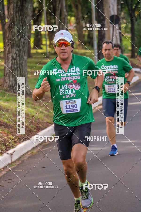Buy your photos of the event5a Corrida e Caminhada dos Amigos Lar EScola on Fotop