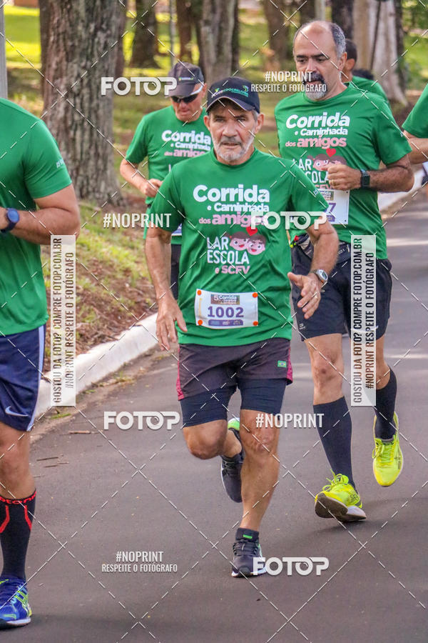 Compre as suas fotos do evento5a Corrida e Caminhada dos Amigos Lar EScola no Fotop