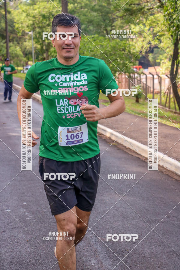 Compre as suas fotos do evento5a Corrida e Caminhada dos Amigos Lar EScola no Fotop