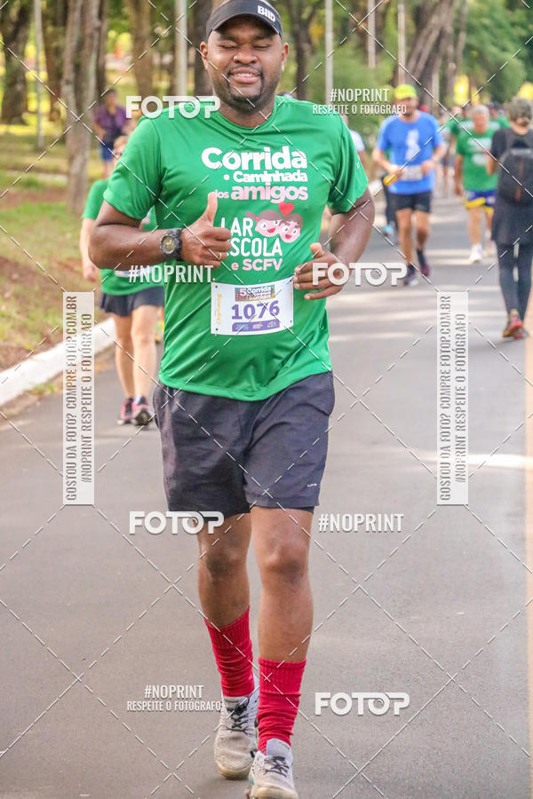 Compre as suas fotos do evento5a Corrida e Caminhada dos Amigos Lar EScola no Fotop