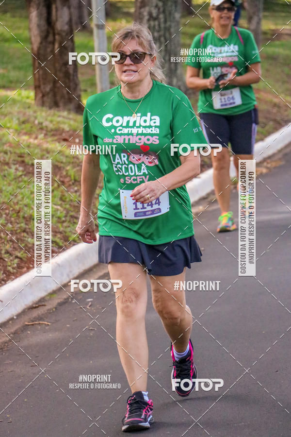 Compre as suas fotos do evento5a Corrida e Caminhada dos Amigos Lar EScola no Fotop