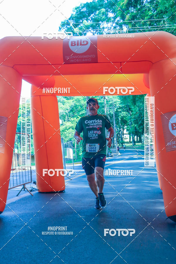 Compre as suas fotos do evento5a Corrida e Caminhada dos Amigos Lar EScola no Fotop