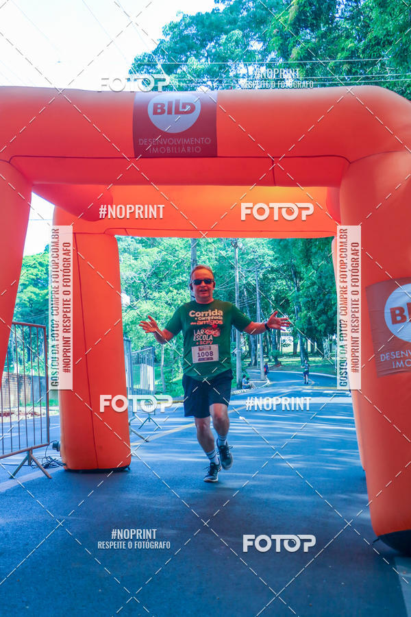 Compre as suas fotos do evento5a Corrida e Caminhada dos Amigos Lar EScola no Fotop