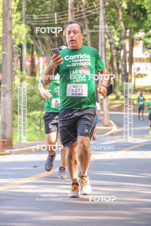 Achetez vos photos de l'vnement5a Corrida e Caminhada dos Amigos Lar EScola sur Fotop