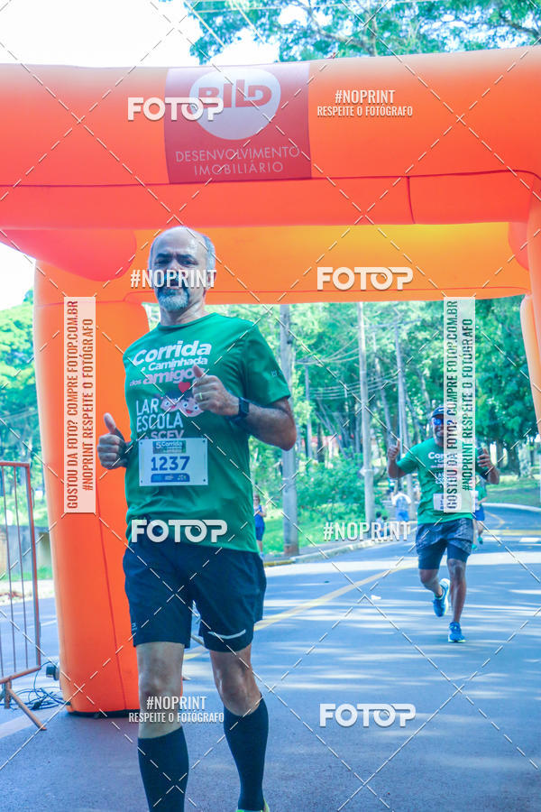 Achetez vos photos de l'vnement5a Corrida e Caminhada dos Amigos Lar EScola sur Fotop