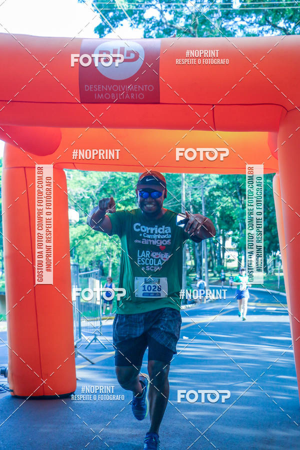 Achetez vos photos de l'vnement5a Corrida e Caminhada dos Amigos Lar EScola sur Fotop