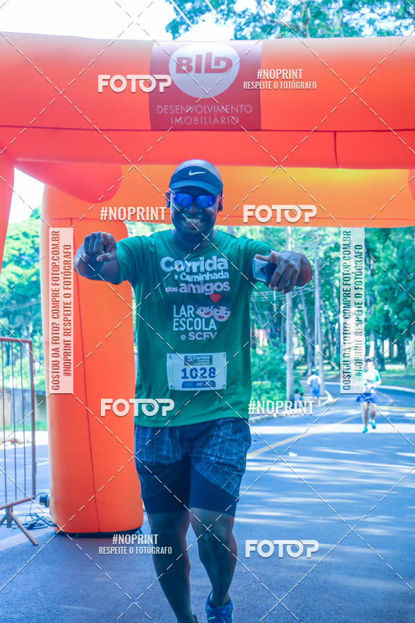 Achetez vos photos de l'vnement5a Corrida e Caminhada dos Amigos Lar EScola sur Fotop