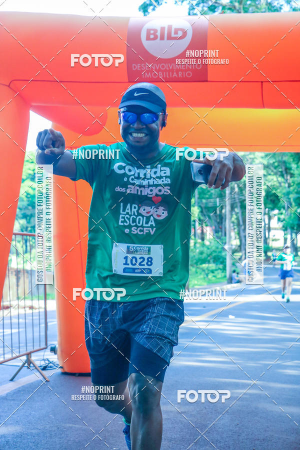 Achetez vos photos de l'vnement5a Corrida e Caminhada dos Amigos Lar EScola sur Fotop