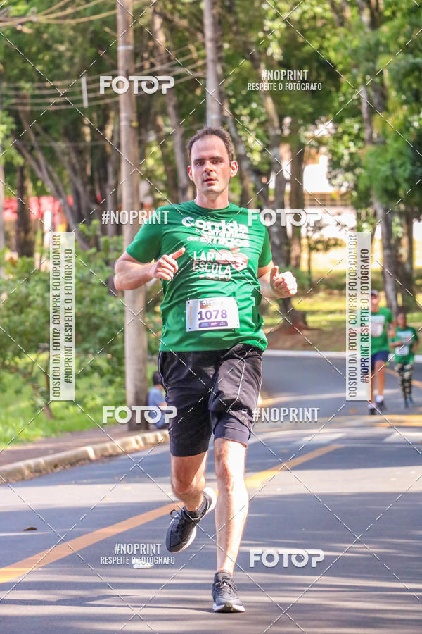 Achetez vos photos de l'vnement5a Corrida e Caminhada dos Amigos Lar EScola sur Fotop