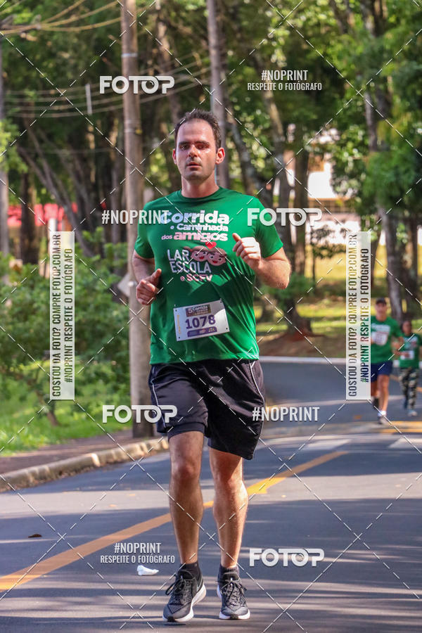 Achetez vos photos de l'vnement5a Corrida e Caminhada dos Amigos Lar EScola sur Fotop