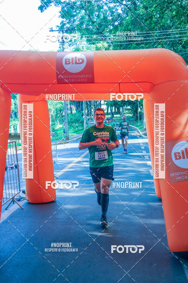 Compre as suas fotos do evento5a Corrida e Caminhada dos Amigos Lar EScola no Fotop