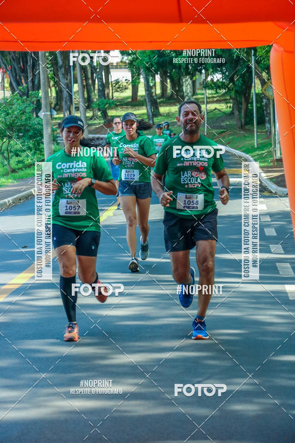 Compre as suas fotos do evento5a Corrida e Caminhada dos Amigos Lar EScola no Fotop