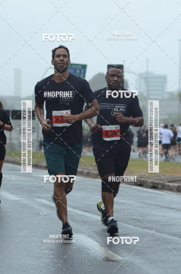 Buy your photos of the eventSANTANDER TRACK&FIELD RUN SERIES Shopping Tambor on Fotop