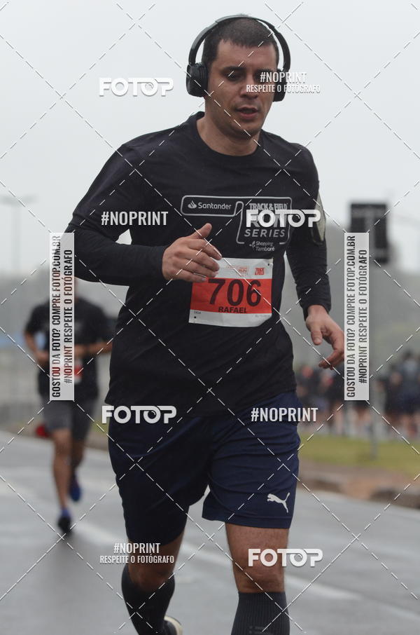Buy your photos of the eventSANTANDER TRACK&FIELD RUN SERIES Shopping Tambor on Fotop
