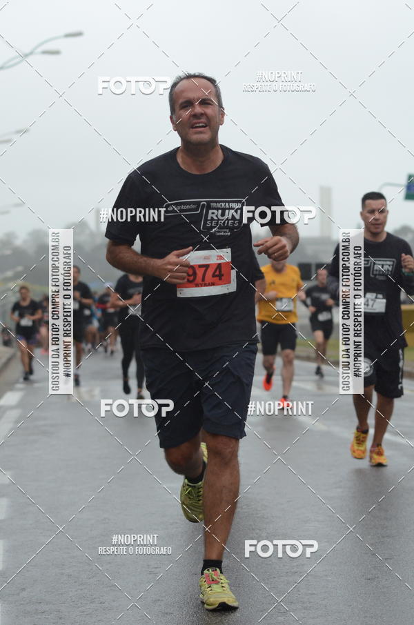 Buy your photos of the eventSANTANDER TRACK&FIELD RUN SERIES Shopping Tambor on Fotop