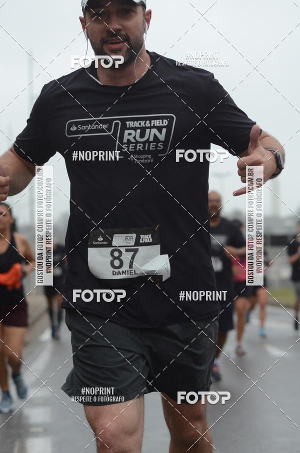 Buy your photos of the eventSANTANDER TRACK&FIELD RUN SERIES Shopping Tambor on Fotop