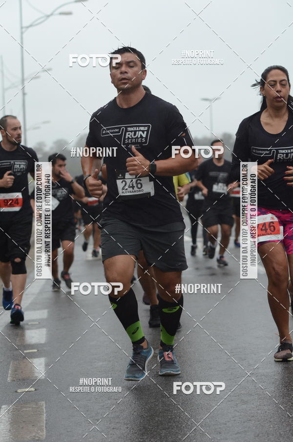 Buy your photos of the eventSANTANDER TRACK&FIELD RUN SERIES Shopping Tambor on Fotop