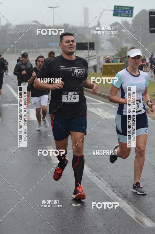 Buy your photos of the eventSANTANDER TRACK&FIELD RUN SERIES Shopping Tambor on Fotop