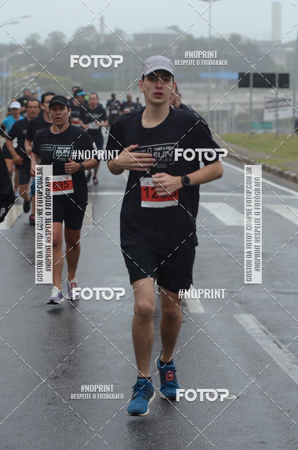 Buy your photos of the eventSANTANDER TRACK&FIELD RUN SERIES Shopping Tambor on Fotop
