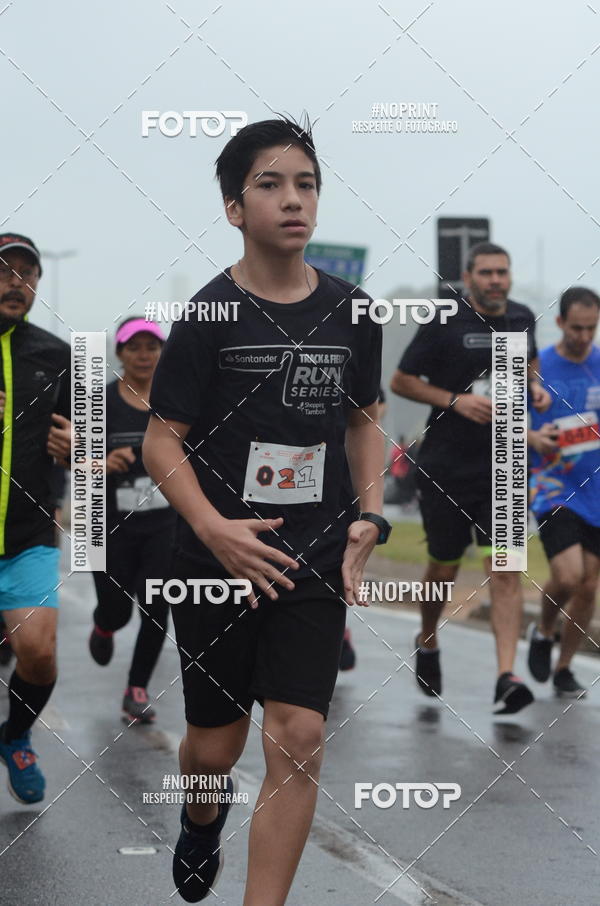 Buy your photos of the eventSANTANDER TRACK&FIELD RUN SERIES Shopping Tambor on Fotop