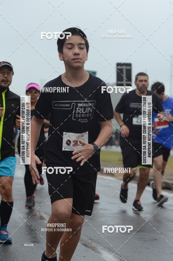 Buy your photos of the eventSANTANDER TRACK&FIELD RUN SERIES Shopping Tambor on Fotop