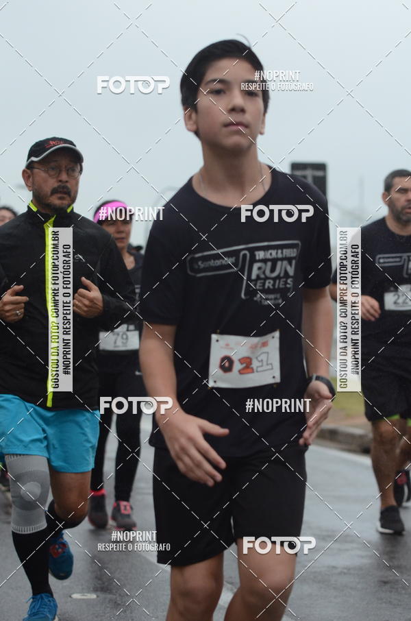 Buy your photos of the eventSANTANDER TRACK&FIELD RUN SERIES Shopping Tambor on Fotop