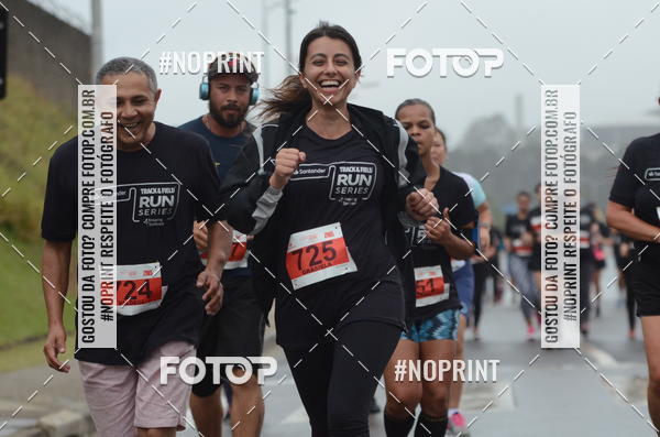 Buy your photos of the eventSANTANDER TRACK&FIELD RUN SERIES Shopping Tambor on Fotop