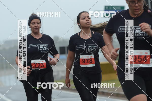 Buy your photos of the eventSANTANDER TRACK&FIELD RUN SERIES Shopping Tambor on Fotop