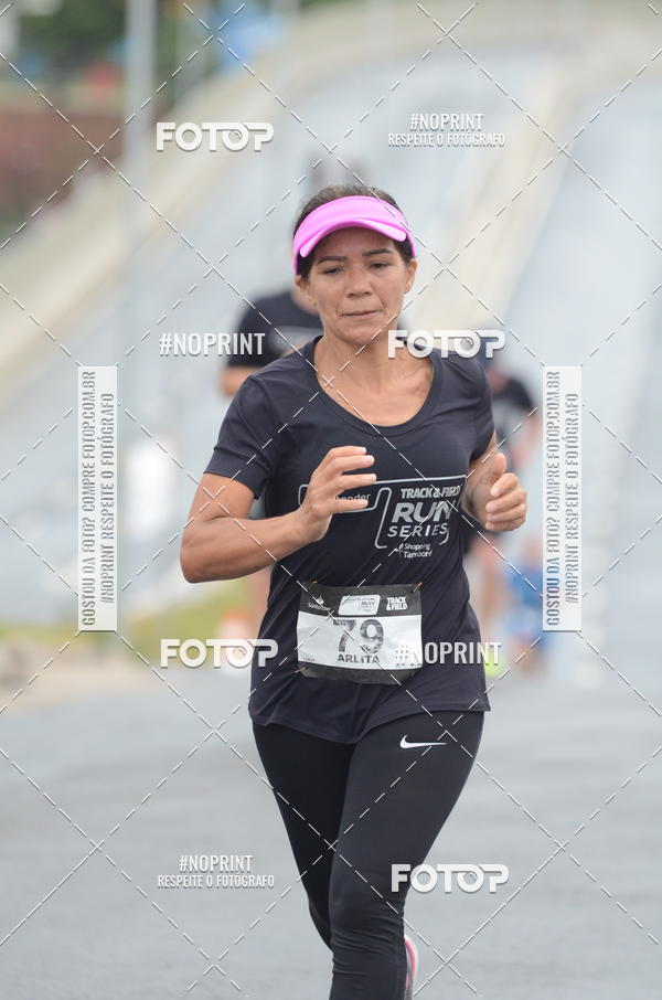 Buy your photos of the eventSANTANDER TRACK&FIELD RUN SERIES Shopping Tambor on Fotop