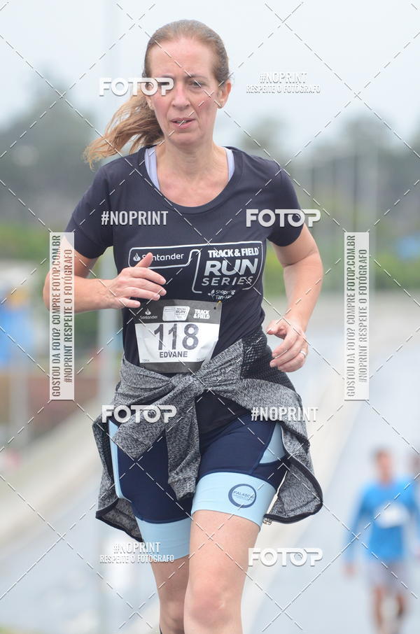 Buy your photos of the eventSANTANDER TRACK&FIELD RUN SERIES Shopping Tambor on Fotop
