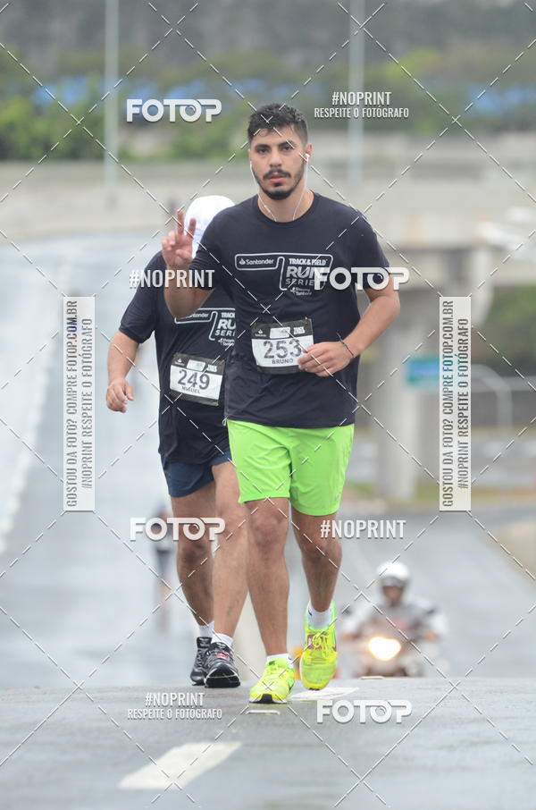Buy your photos of the eventSANTANDER TRACK&FIELD RUN SERIES Shopping Tambor on Fotop