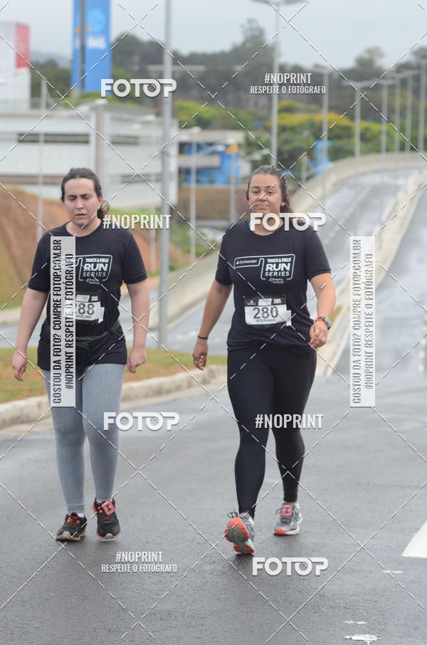 Buy your photos of the eventSANTANDER TRACK&FIELD RUN SERIES Shopping Tambor on Fotop