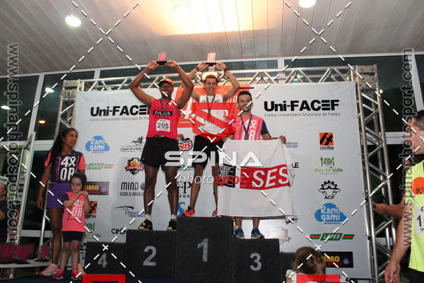 Buy your photos of the event4� CORRIDA OUTUBRO ROSA on Fotop