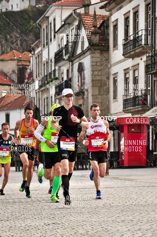 Buy your photos of the eventMaratona do Porto 2019 on Fotop