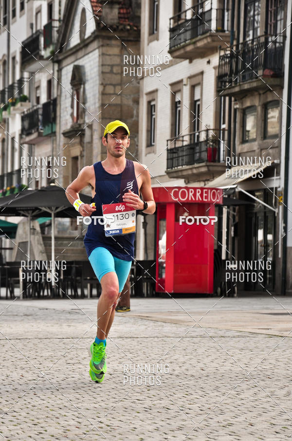 Buy your photos of the eventMaratona do Porto 2019 on Fotop
