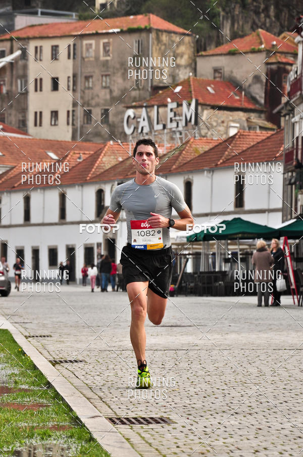 Buy your photos of the eventMaratona do Porto 2019 on Fotop