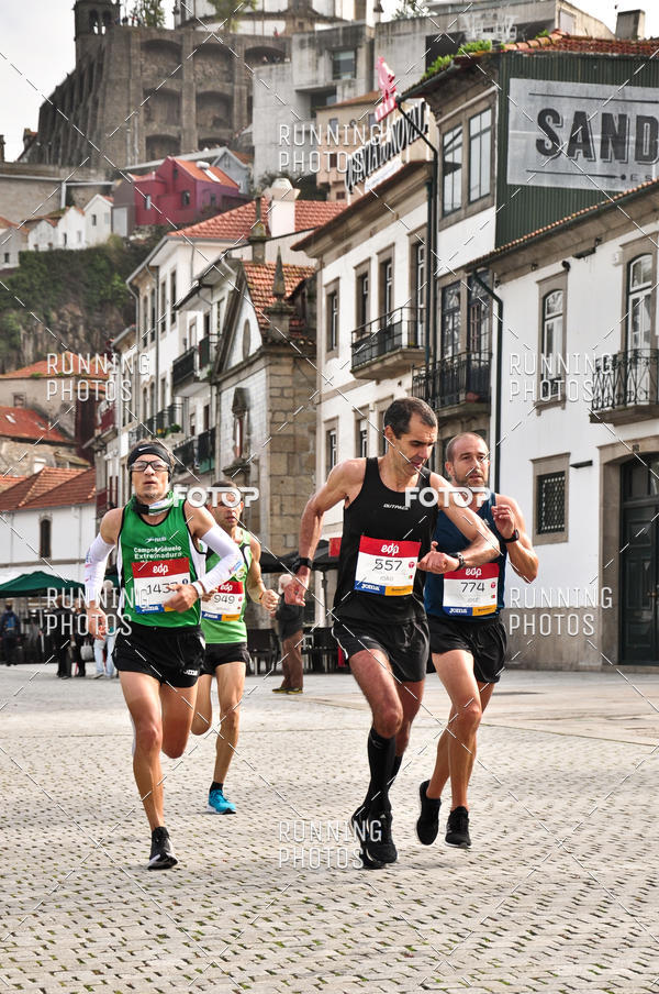 Buy your photos of the eventMaratona do Porto 2019 on Fotop